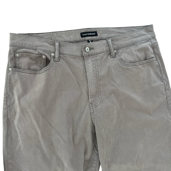 Lucky Brand Jeans Men’s 38x32 Gray Pants - Picture 2 of 7